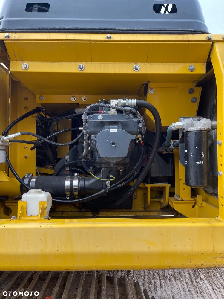 Komatsu PC360LC-11 - 11