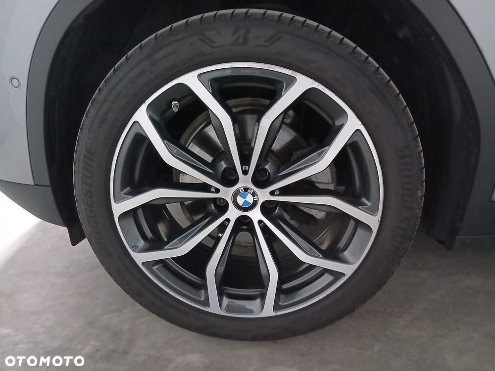 BMW X3 xDrive20d mHEV - 26