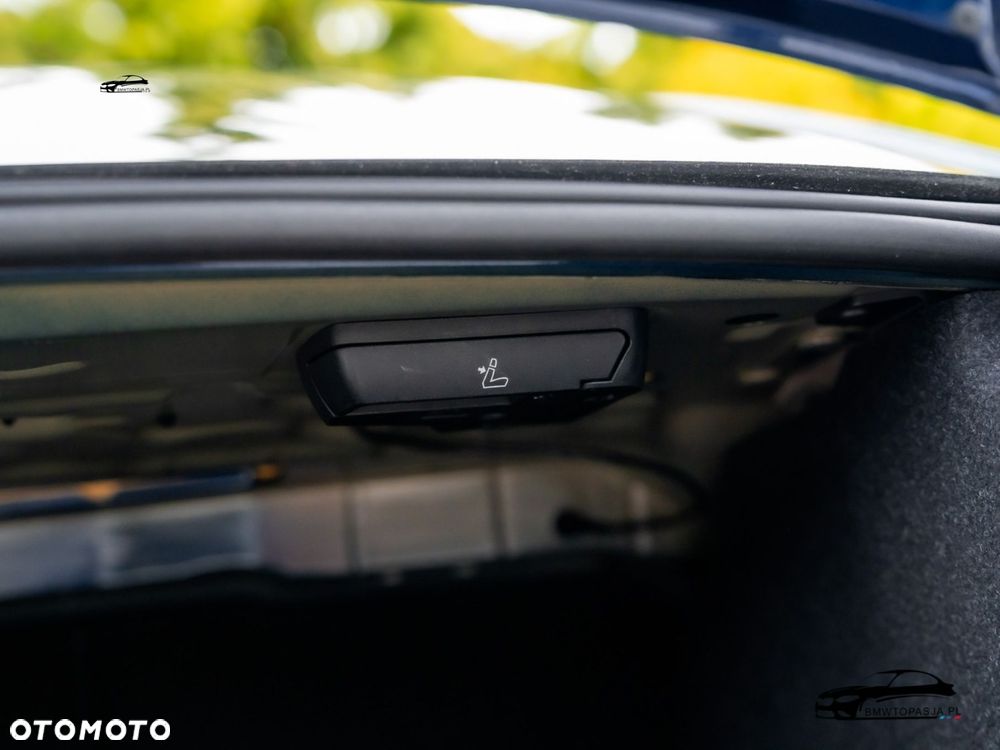 BMW Seria 3 - 34