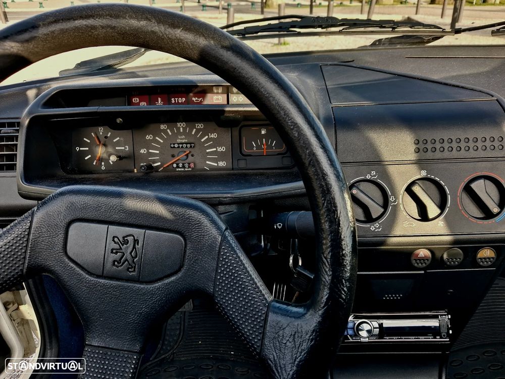 Peugeot 205 Cabrio 1.4 - 4