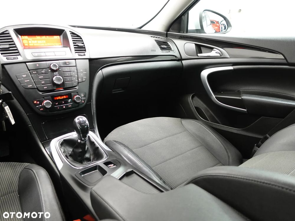 Opel Insignia 2.0 CDTI - 36