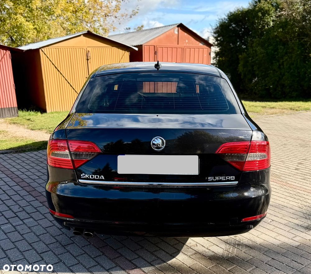 Skoda Superb 2.0 TDI Business - 14