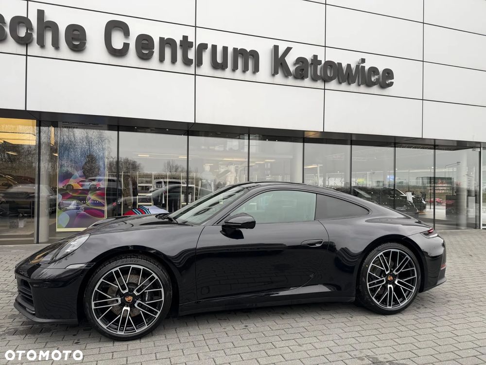 Porsche 911 Carrera - 3