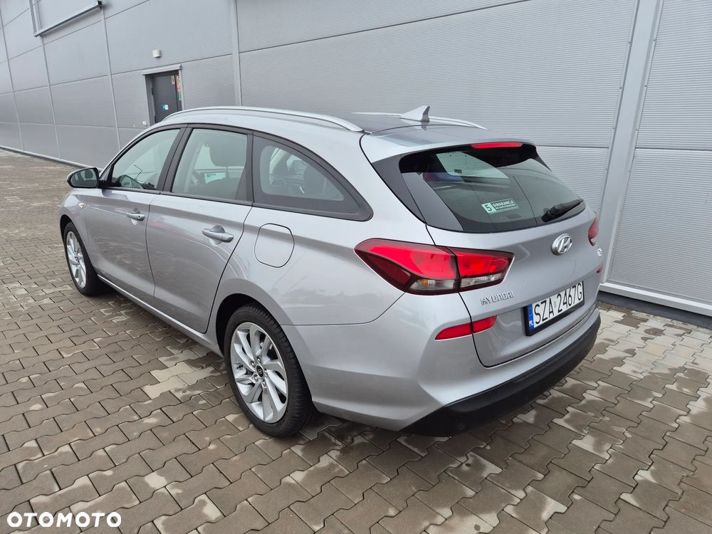 Hyundai i30 1.5 DPI Comfort - 16