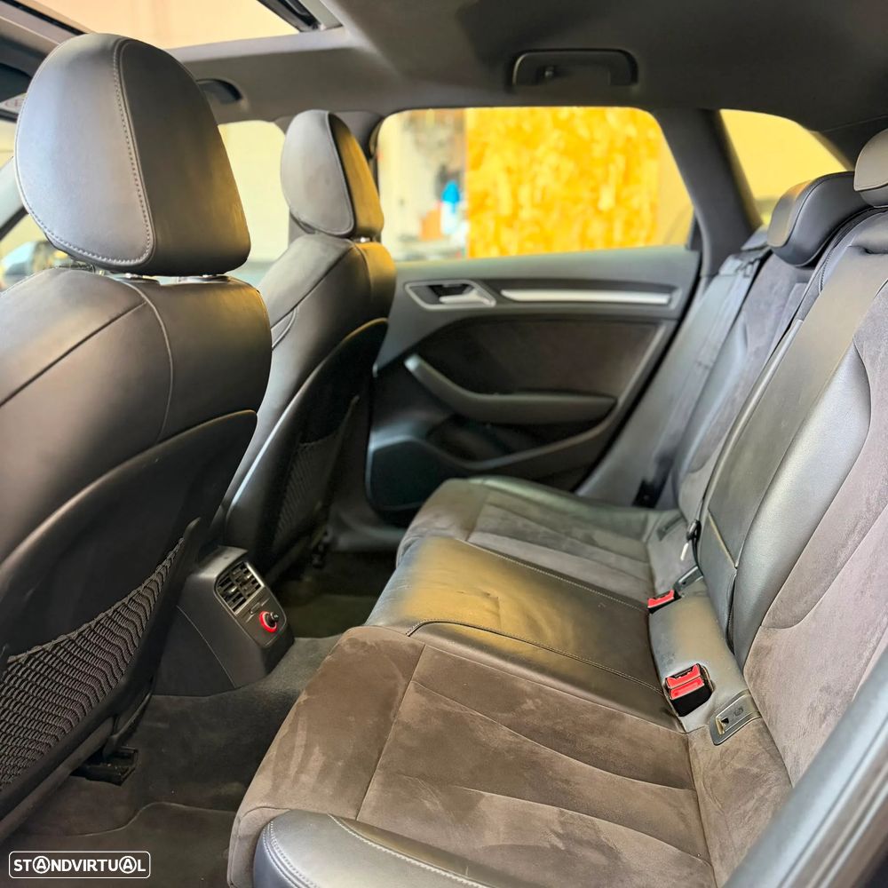 Audi A3 Sportback 2.0 TDI S line Sport Pack - 13