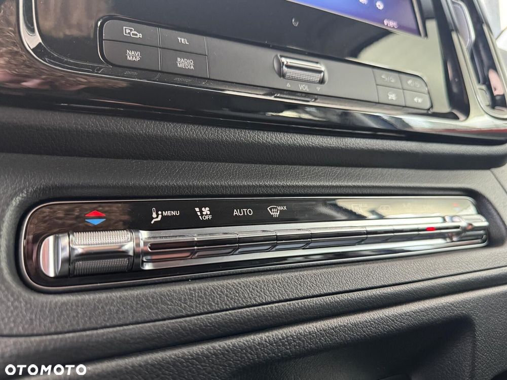 Mercedes-Benz Vito - 20