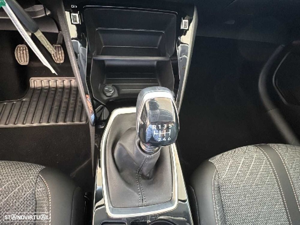 Peugeot 208 1.2 PureTech Allure - 16