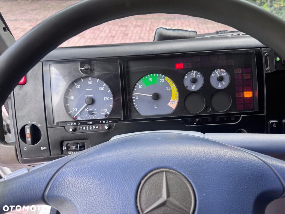 Mercedes-Benz VARIO 814D - 6