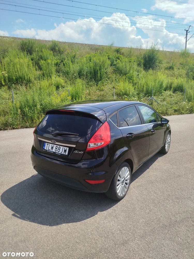 Ford Fiesta 1.6 Titanium - 5