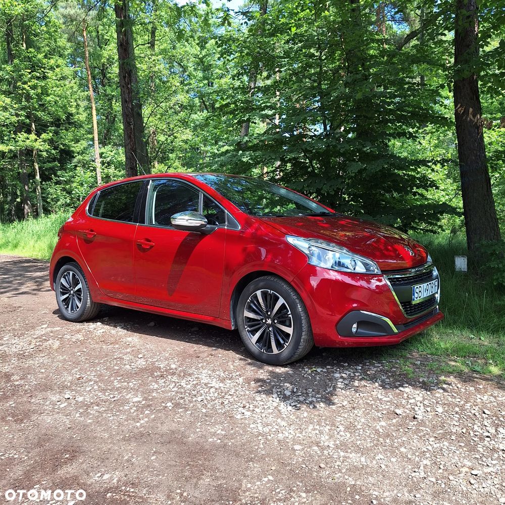 Peugeot 208 PureTech 110 Stop & Start Allure - 3
