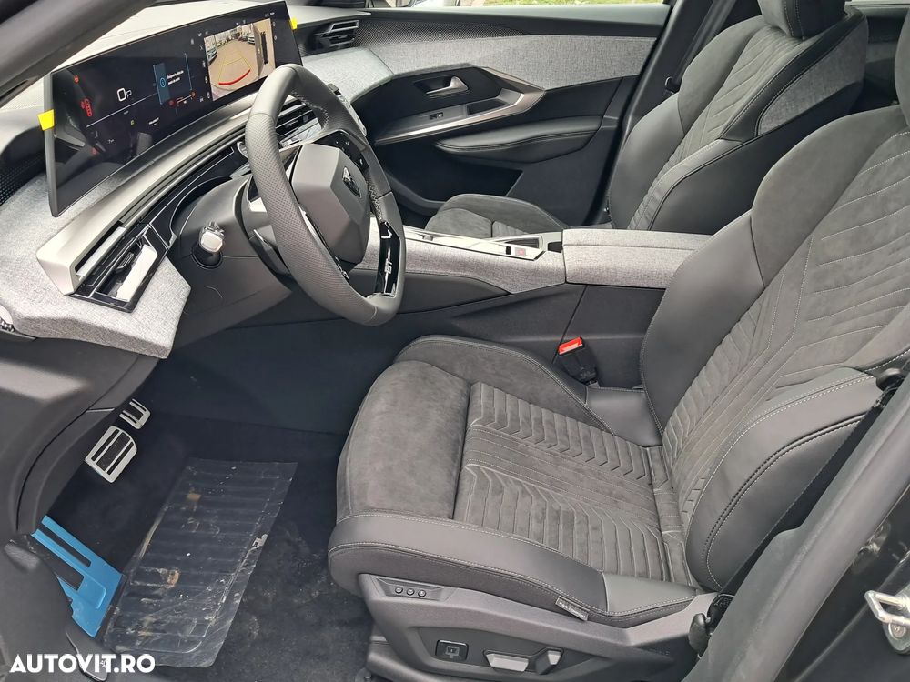 Peugeot 5008 Hybrid 145 e-DSC6 GT - 11