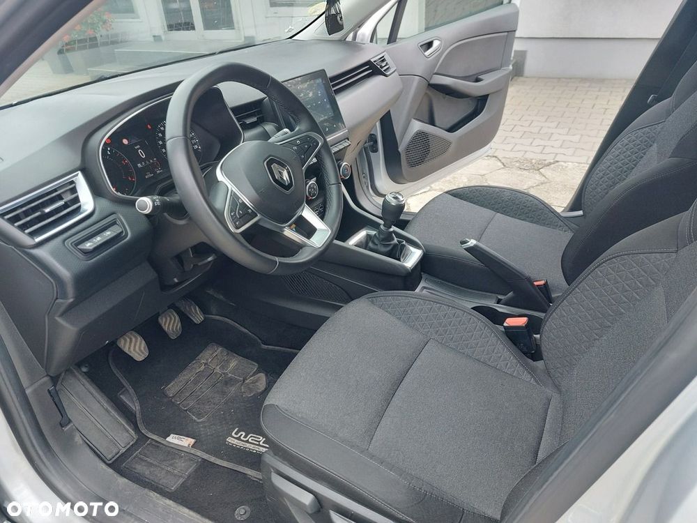 Renault Clio - 13