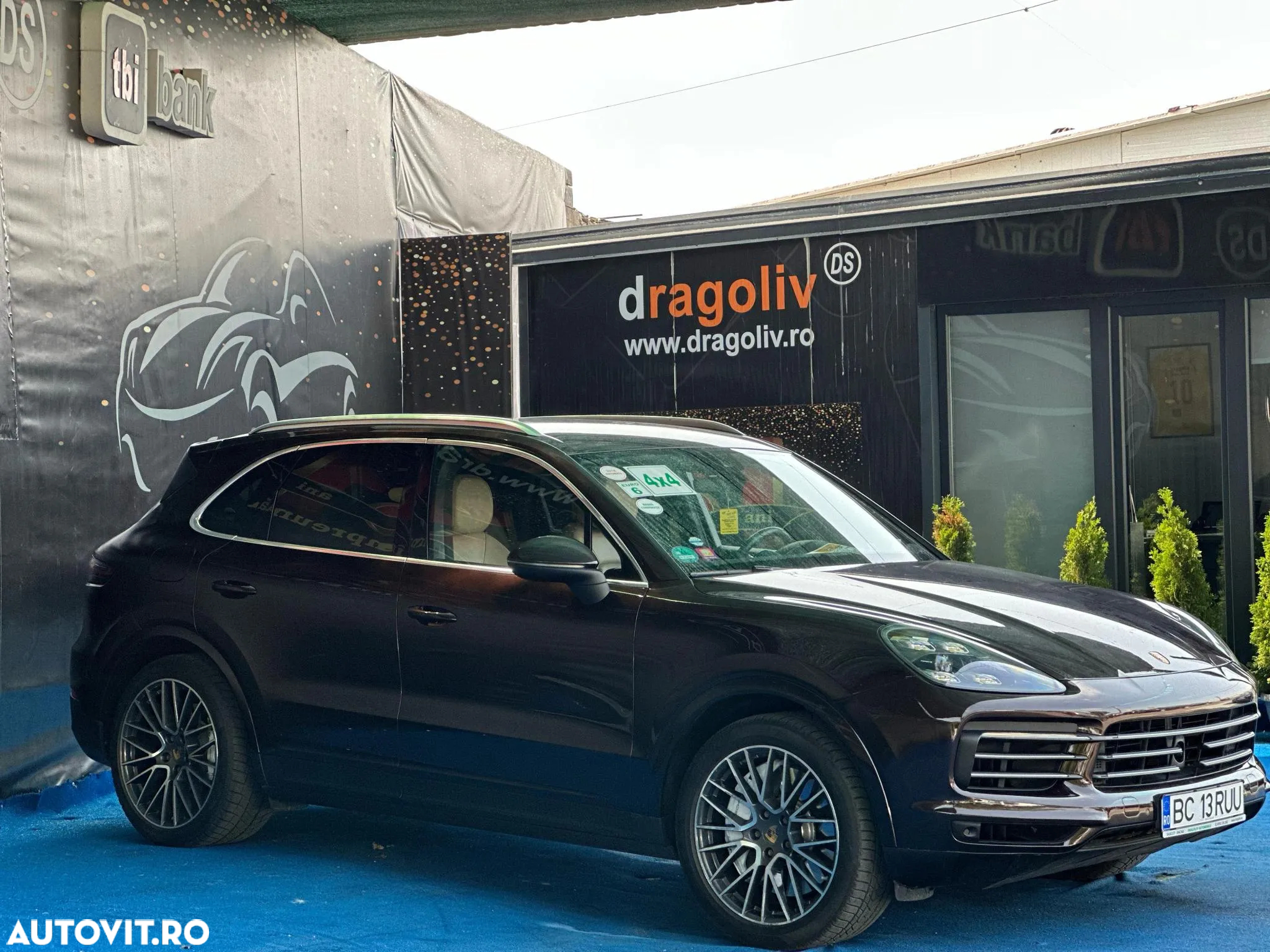 Porsche Cayenne S - 2