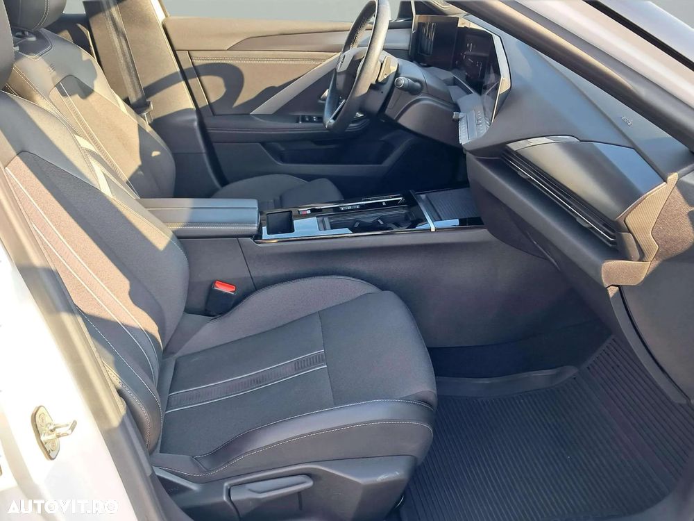 Opel Astra 1.2L Turbo Start/Stop AT8 GS - 12