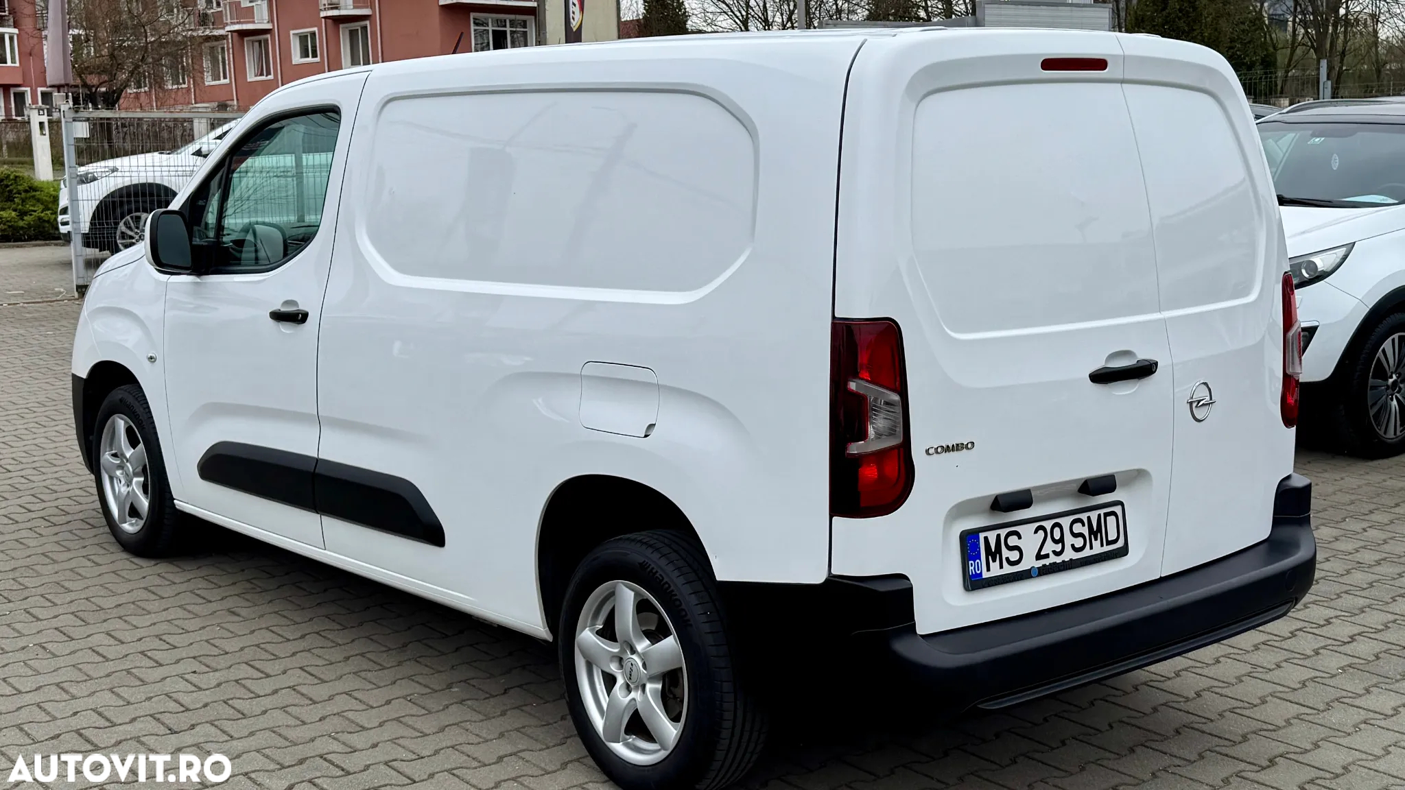 Opel Combo Crew Van 1.6 CDTI 100 CP L2H1 Start/Stop sarcina utila marita - 3
