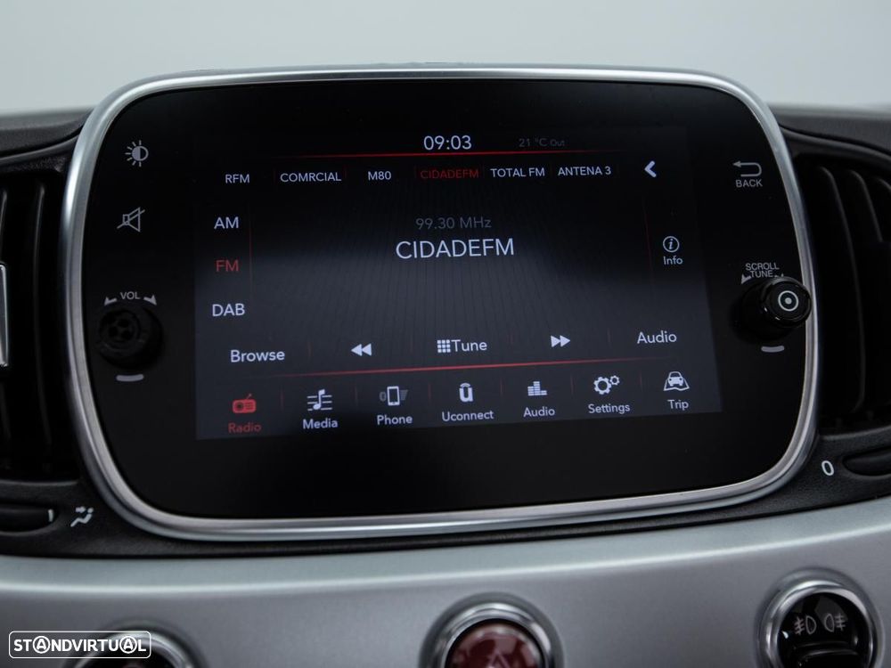 Fiat 500C 1.0 Hybrid Connect - 24