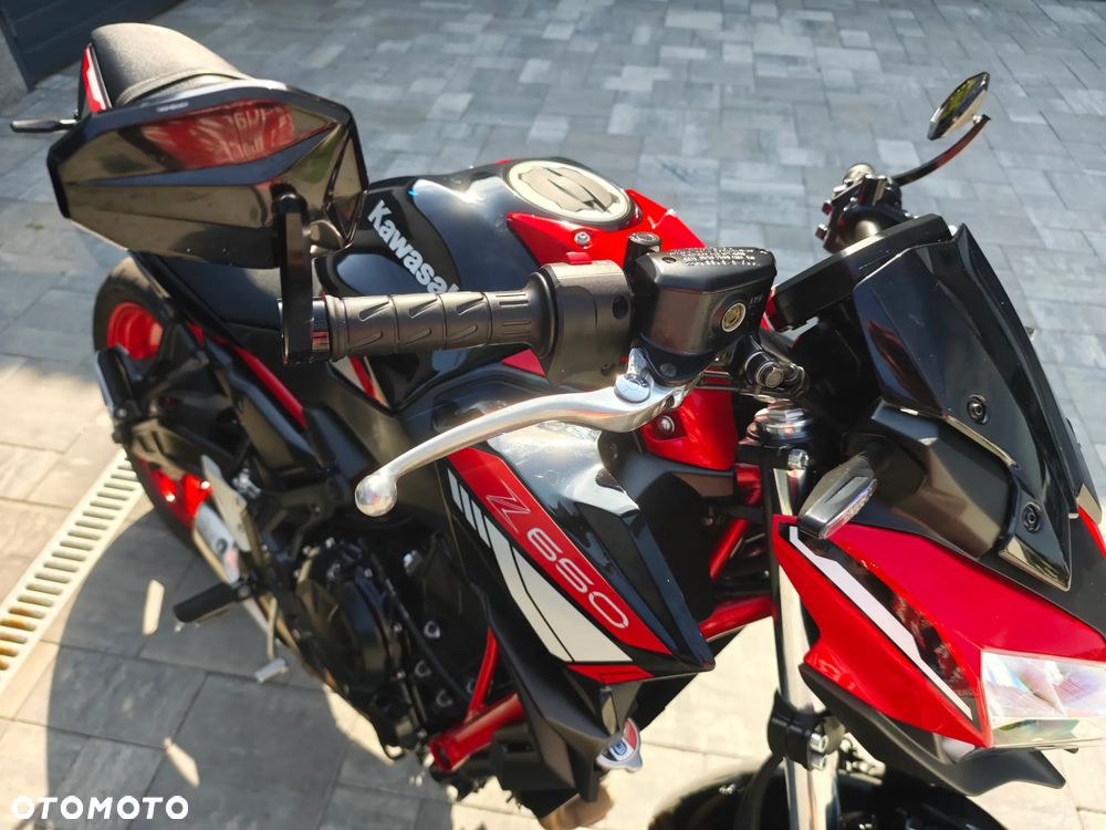 Kawasaki Z 650 - 12