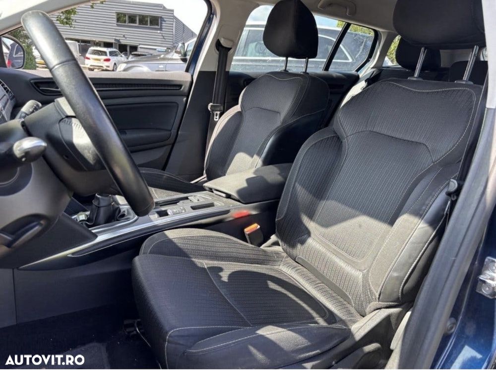 Renault Megane dCi 110 FAP EDC LIMITED - 12
