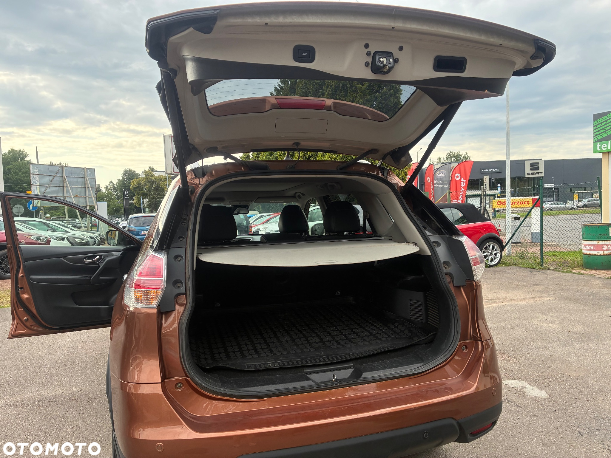 Nissan X-Trail 2.0 dCi Tekna 2WD Xtronic - 21