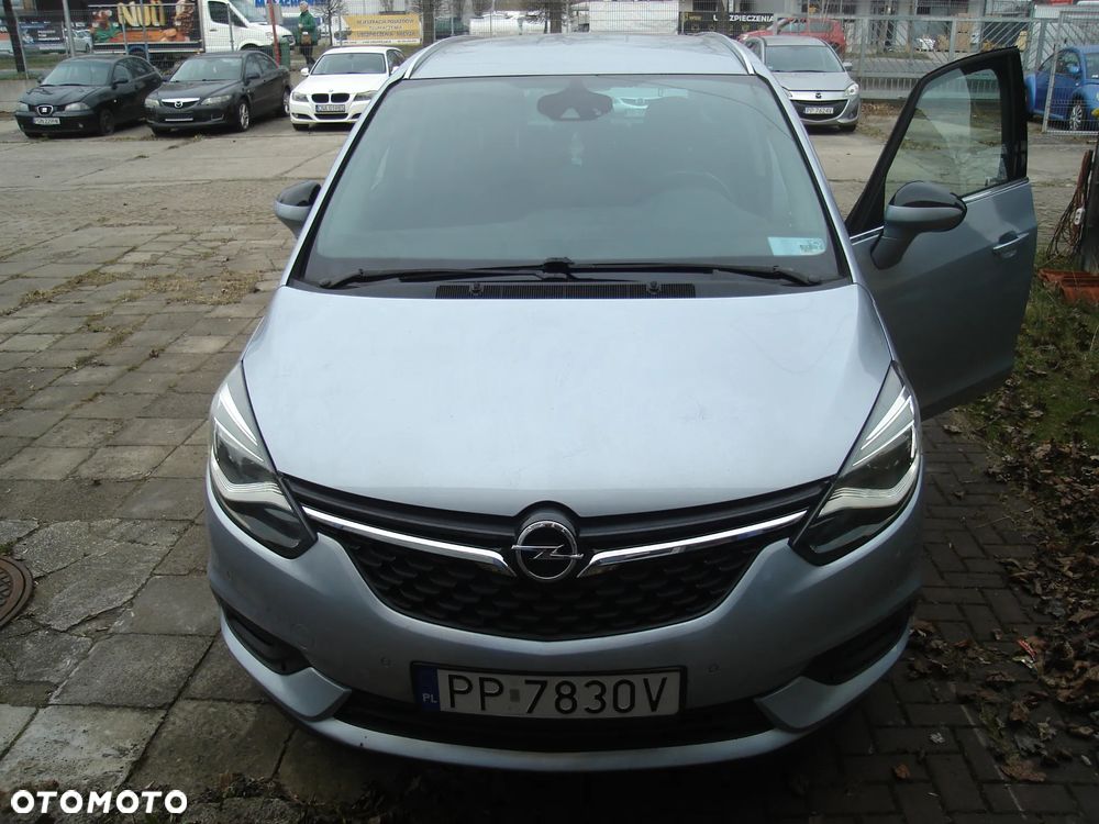 Opel Zafira Tourer 2.0 CDTI ecoFLEX Start/Stop Business Innovation - 2