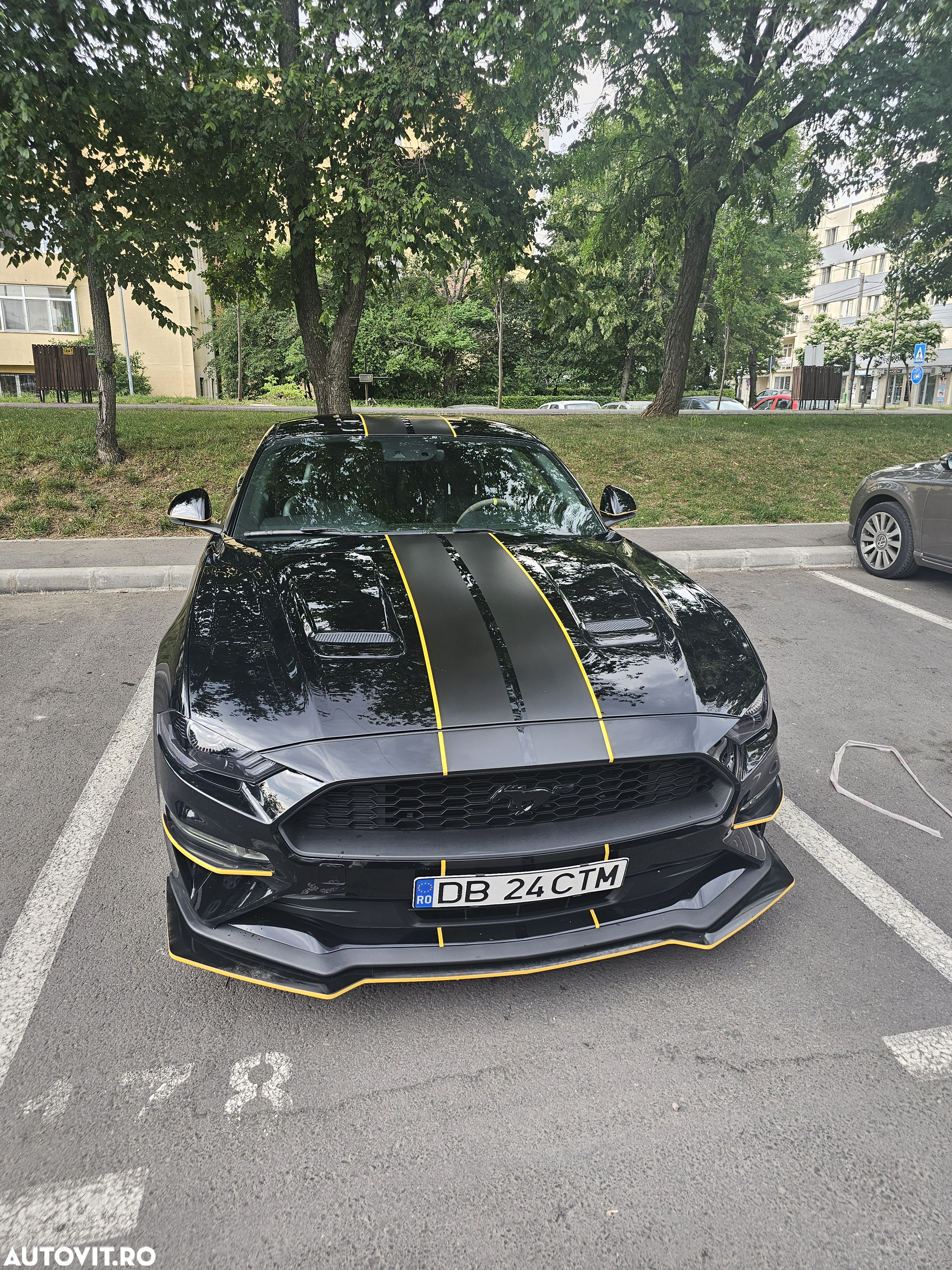 Ford Mustang - 3