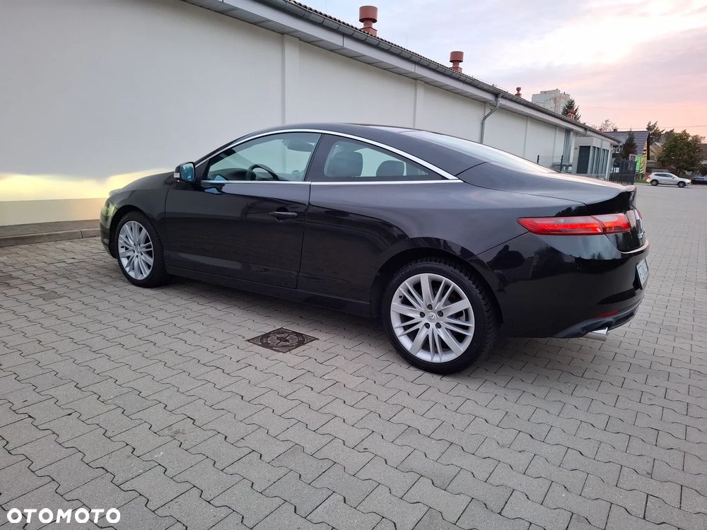Renault Laguna dCi 180 FAP GT - 16