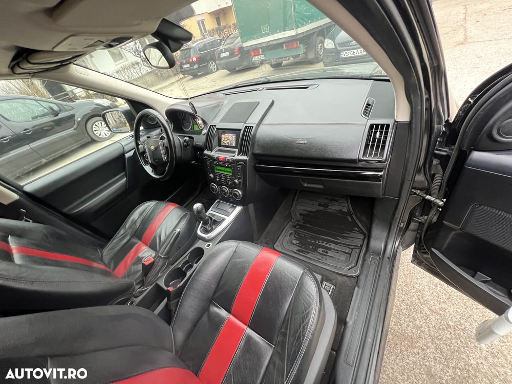 Land Rover Freelander 2 2.2L TD4 HSE - 17