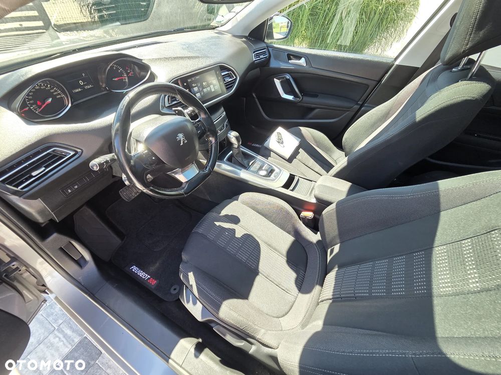 Peugeot 308 PureTech 130 EAT6 Stop & Start Allure - 14