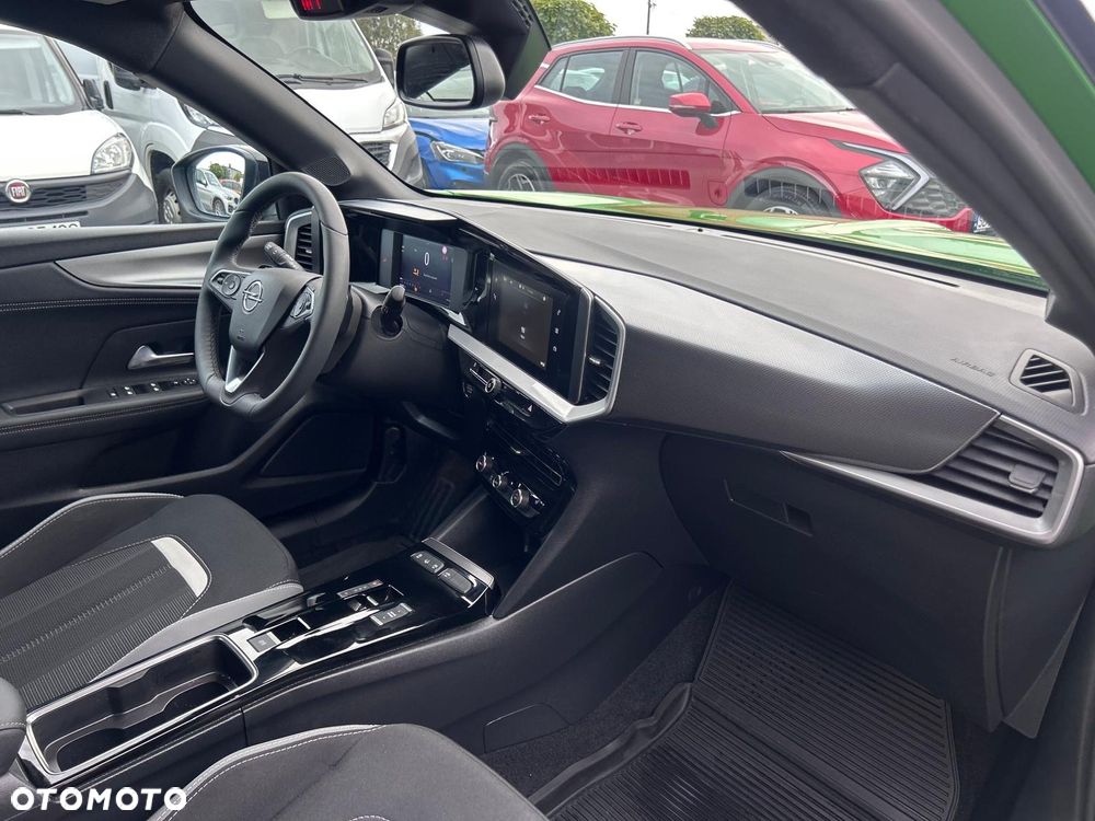 Opel Mokka 1.2 T GS Line S&S - 10