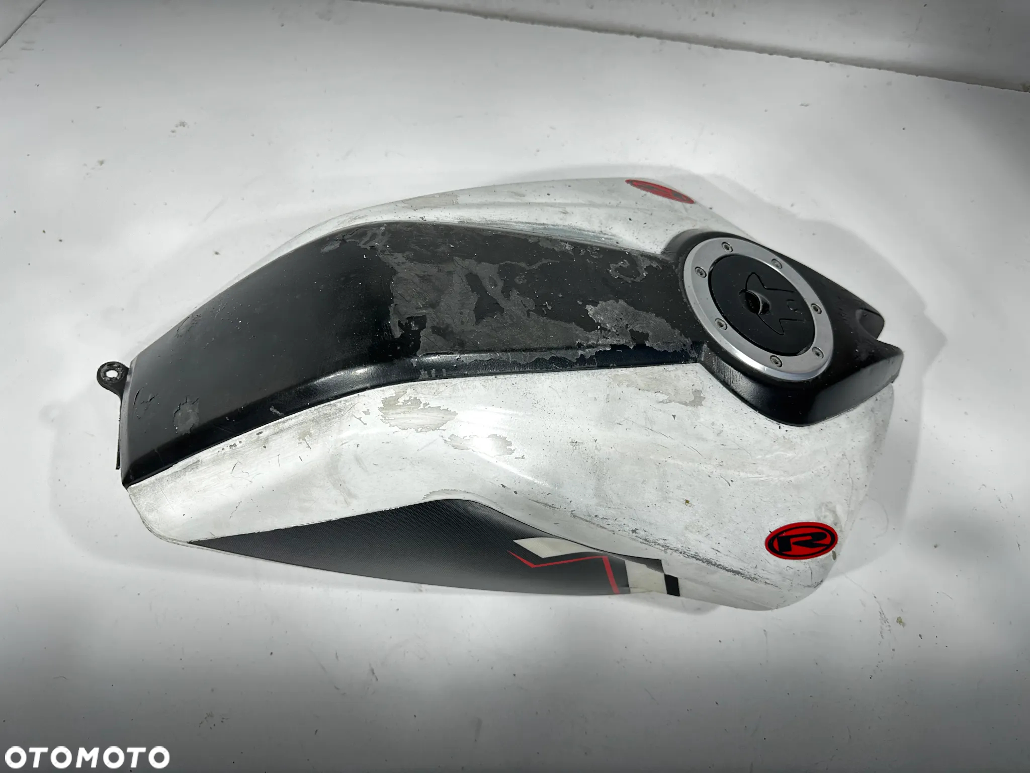Obudowa zbiornika paliwa  Rieju RS3 NKD 50 - 2