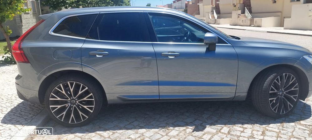 Volvo XC 60 2.0 D4 R-Design AWD Geartronic - 3