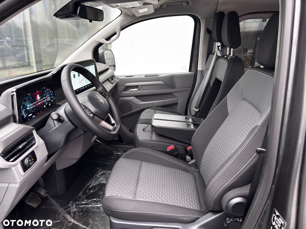 Volkswagen Caravelle - 13