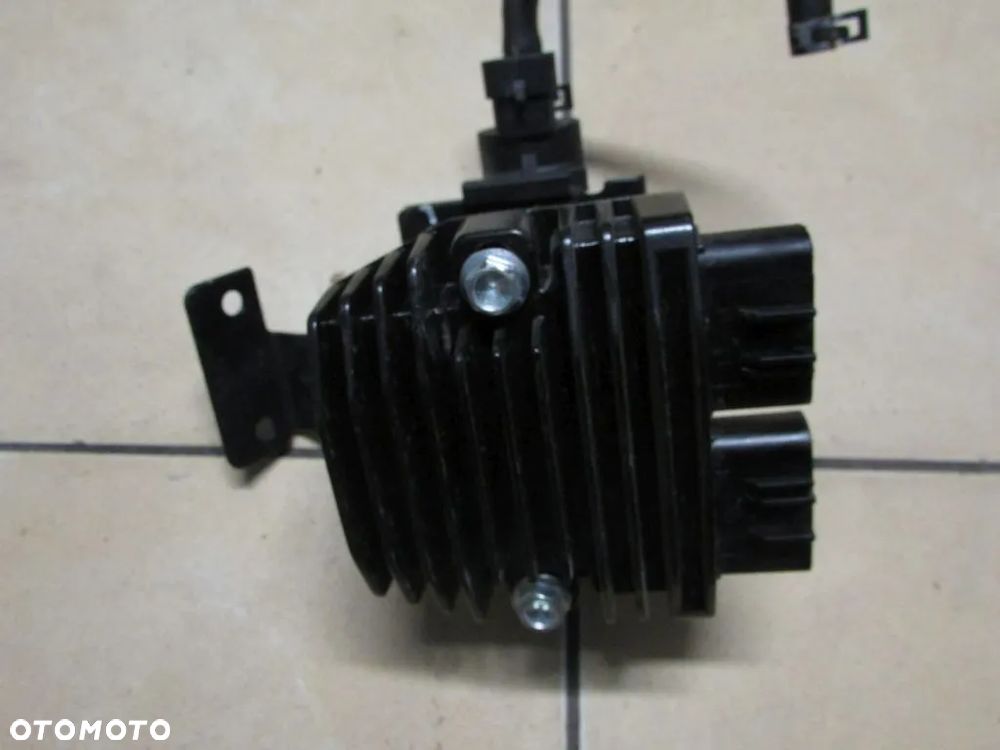 Benelli TRK 502X regulator napięcia - 1