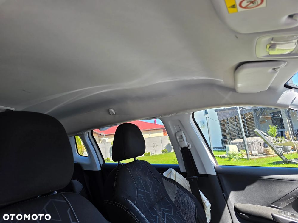 Peugeot 2008 1.6 BlueHDi Active - 12