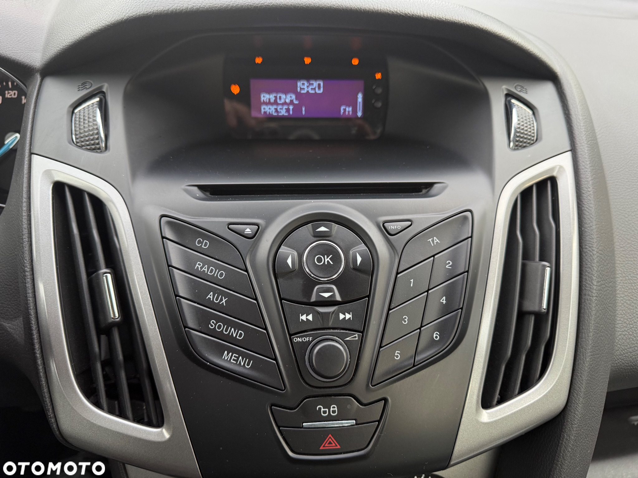 Ford Focus 1.6 TI-VCT Titanium - 16