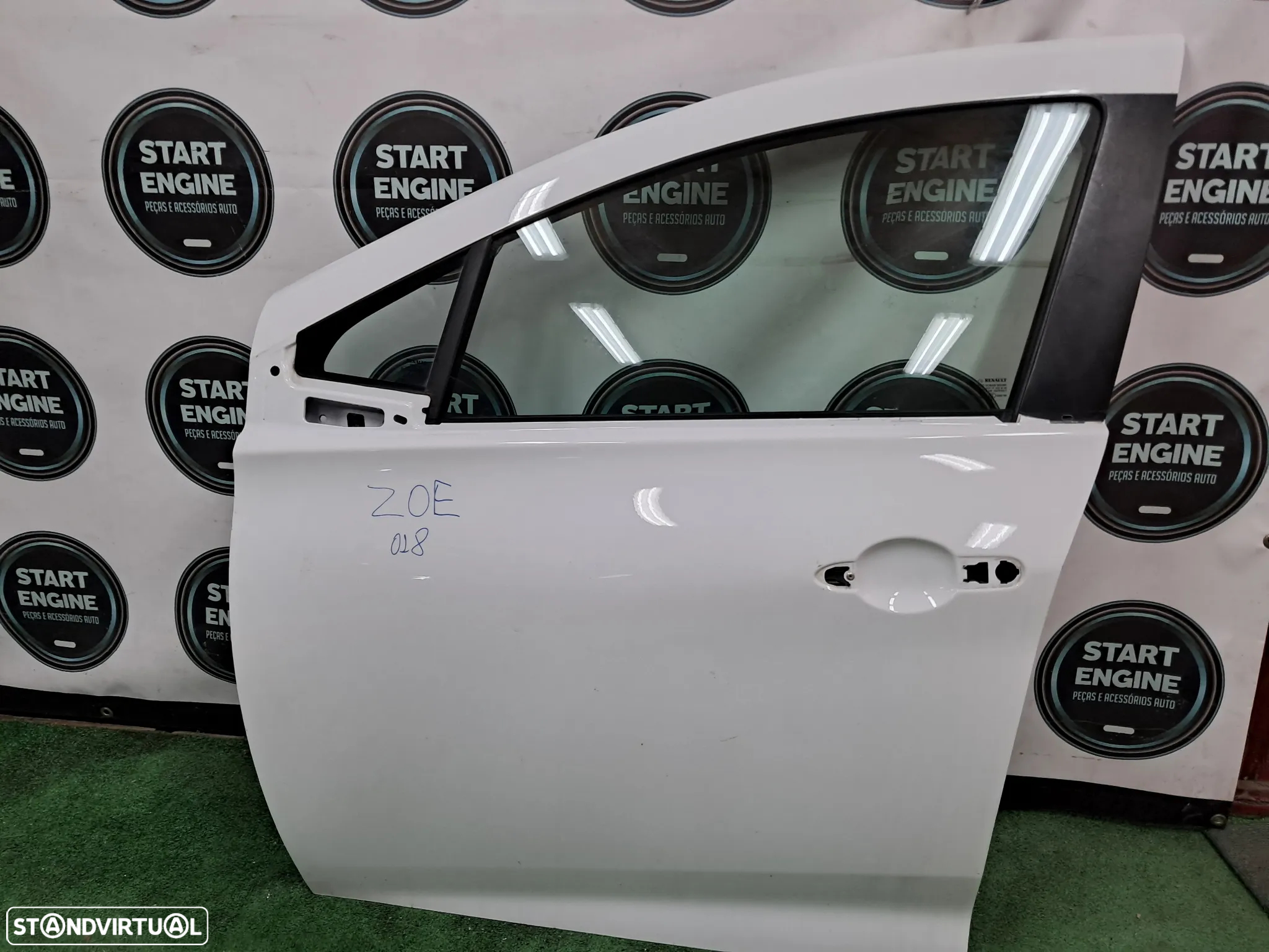Porta Renault Zoe Frente e Tras esquerda - 2