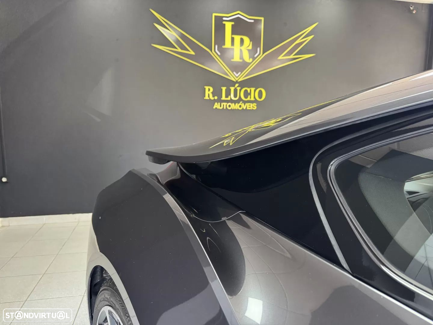 BMW i8 Standard - 18