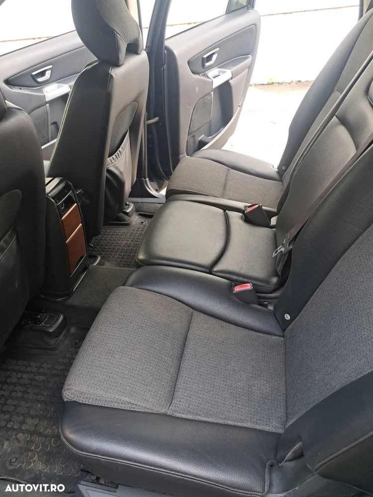 Volvo XC 90 2.4 D Aut. 7 locuri - 4