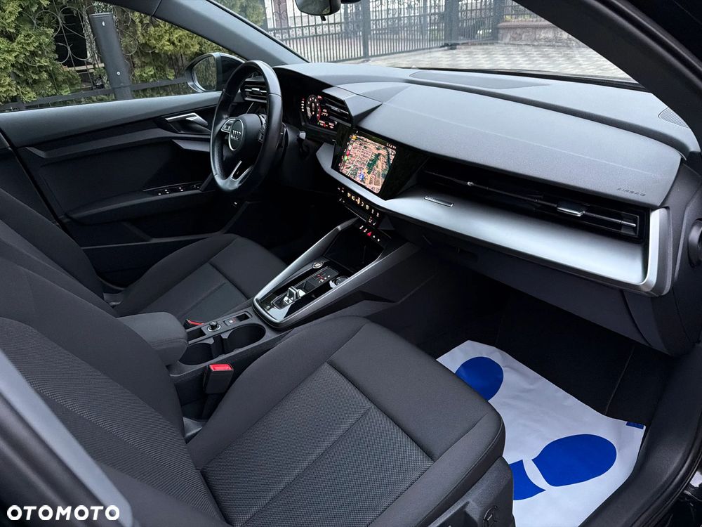 Audi A3 Limousine 35 TFSI S tronic - 12