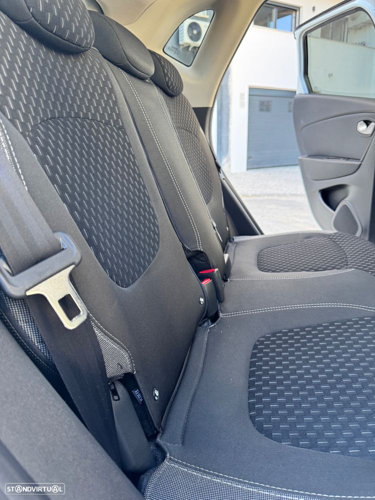 Renault Captur 0.9 TCE Exclusive - 15