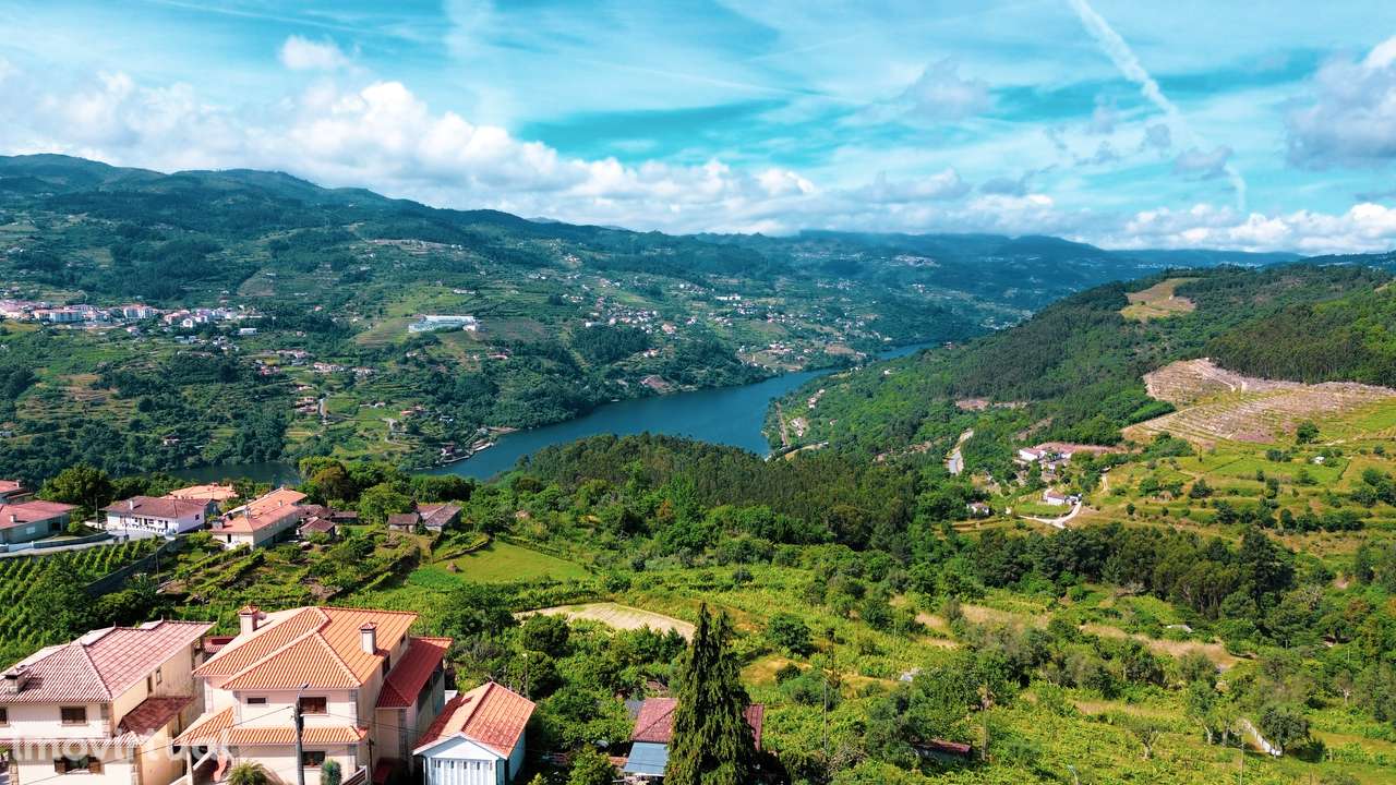 TERRENO P/ CONSTRUÇÃO COM VISTA PARA O RIO DOURO - Grande imagem: 3/12