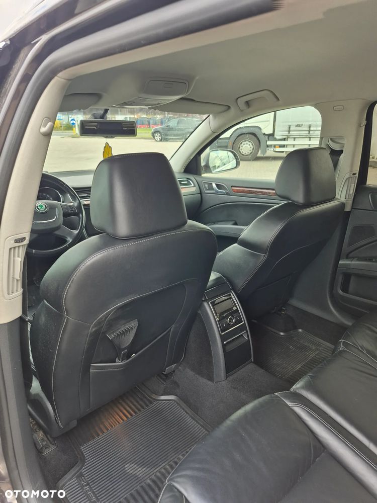 Skoda Superb 2.0 TDI Elegance - 7