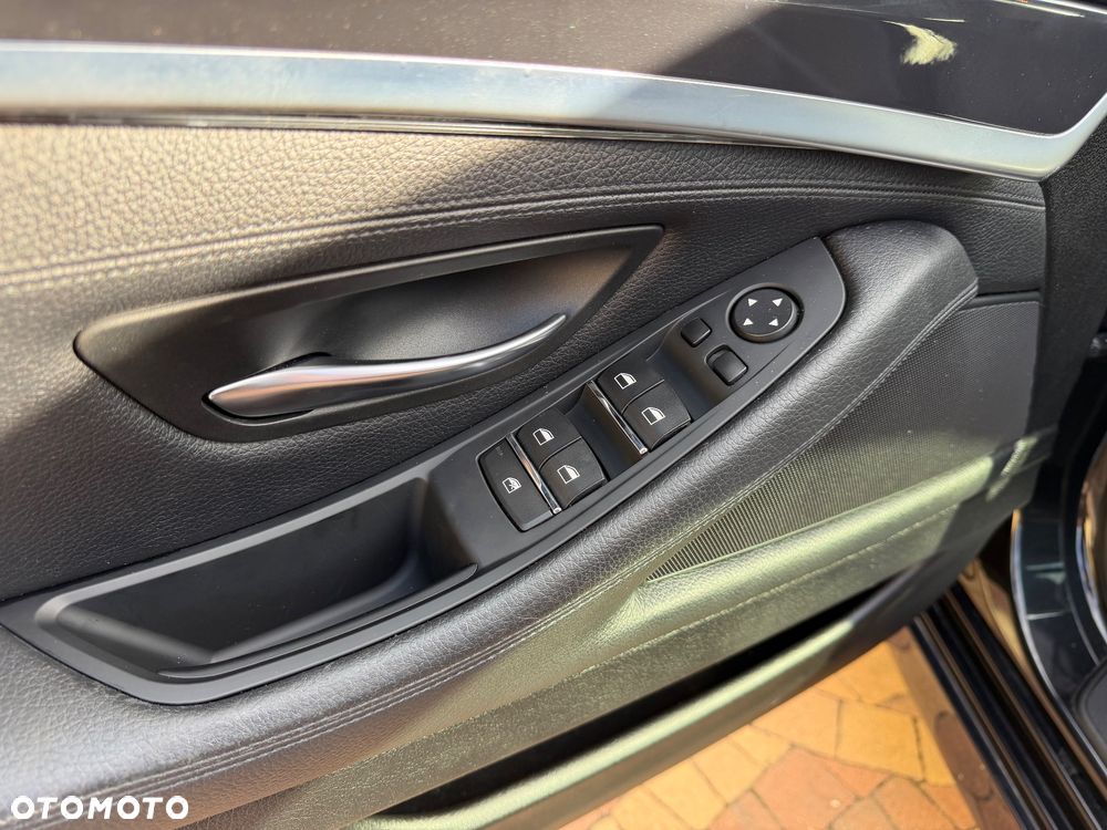 BMW Seria 5 520d Luxury Line - 18