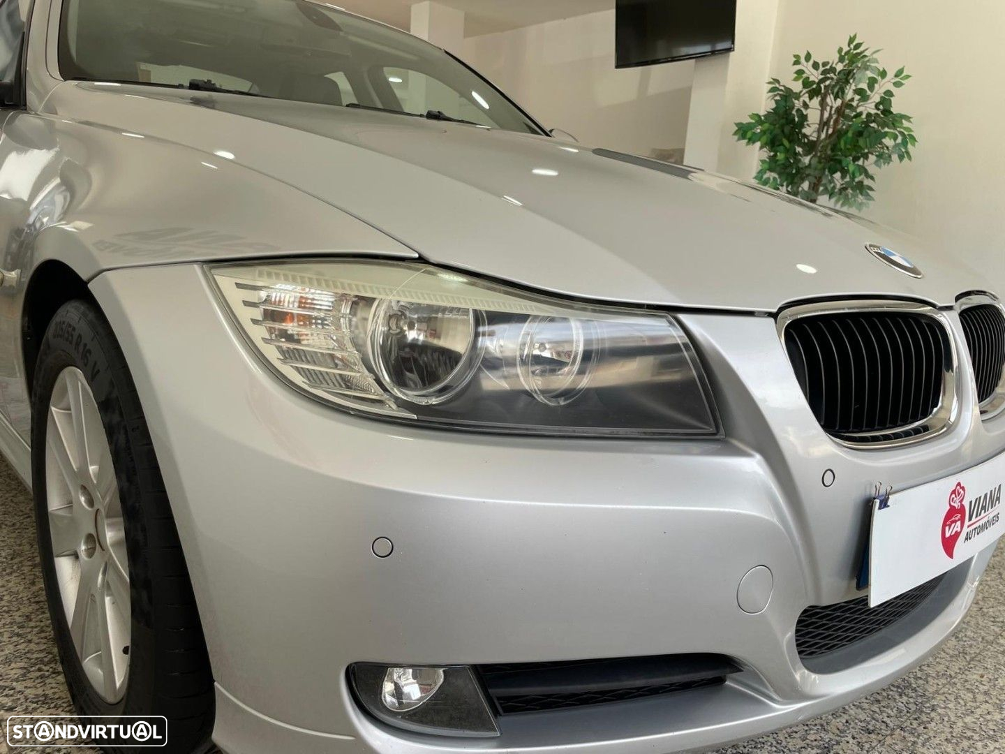BMW 320 d EfficientDynamics Navigation - 18
