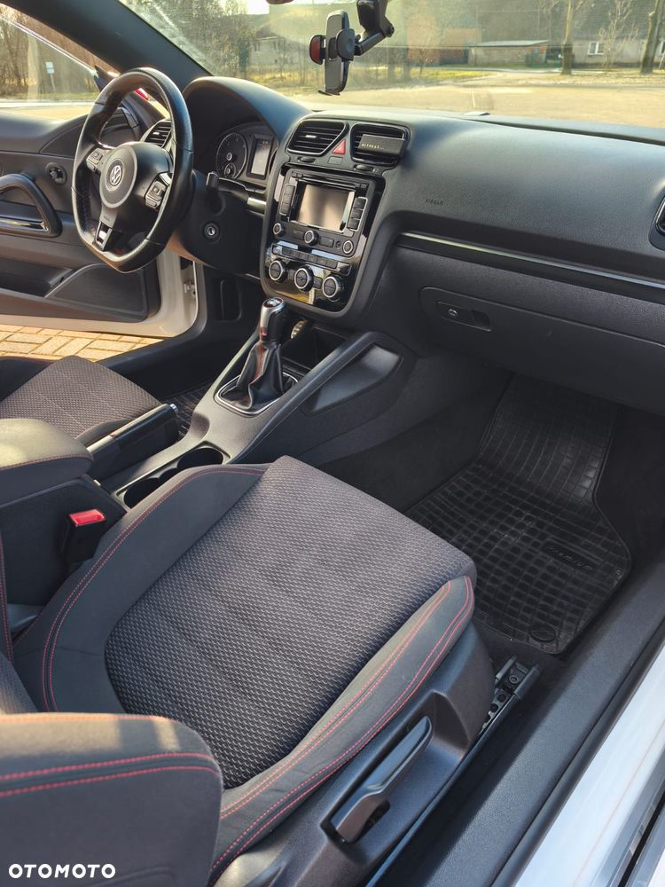 Volkswagen Scirocco 2.0 TDI GTS - 14