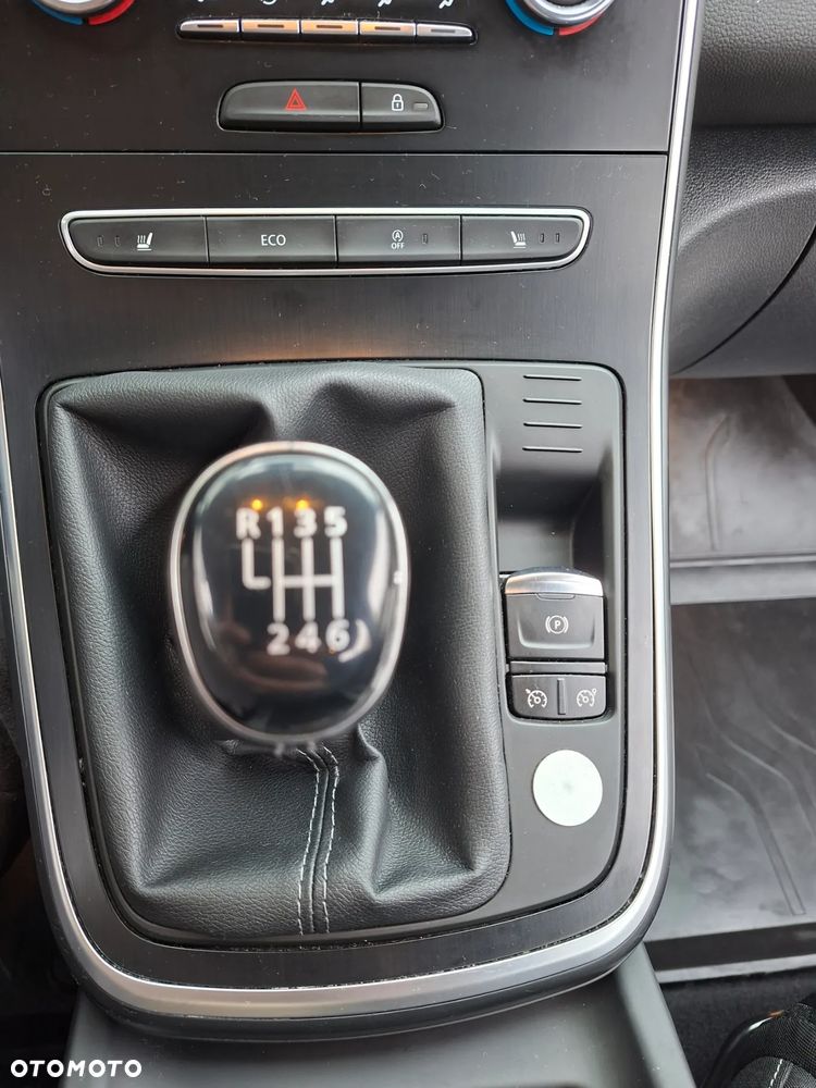 Renault Grand Scenic TCe 140 GPF LIMITED - 15