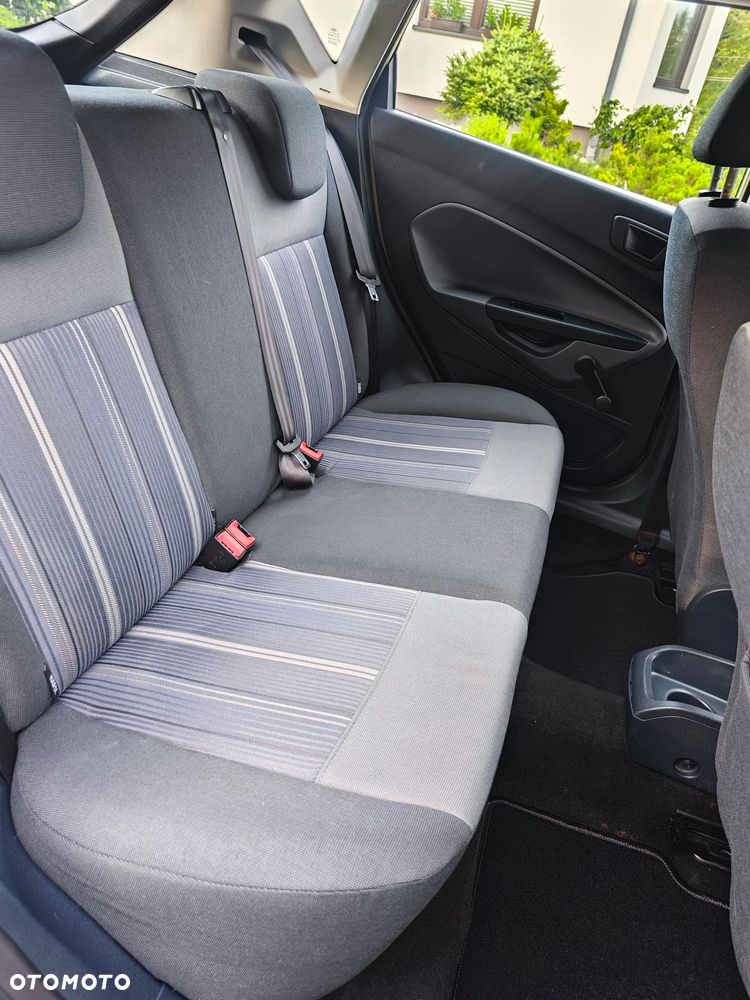 Ford Fiesta 1.25 SYNC Edition - 17