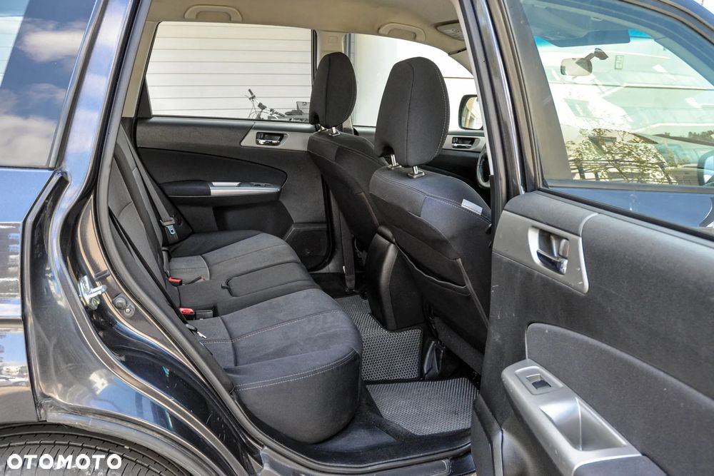 Subaru Forester - 12