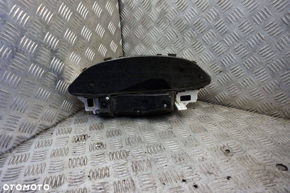 LICZNIK ZEGARY YARIS II 1.4 D4D 83800-0D690-D TOYOTA 2005-2009 - 1