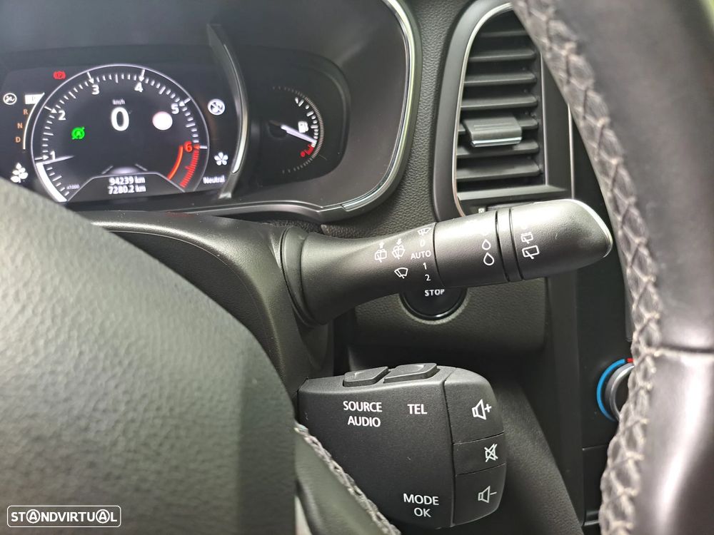 Renault Mégane TCe 140 GPF EDC INTENS - 19